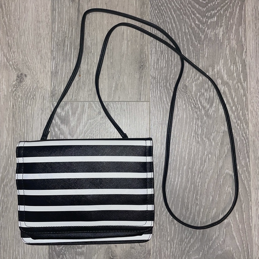 Black and white crossbody purse
